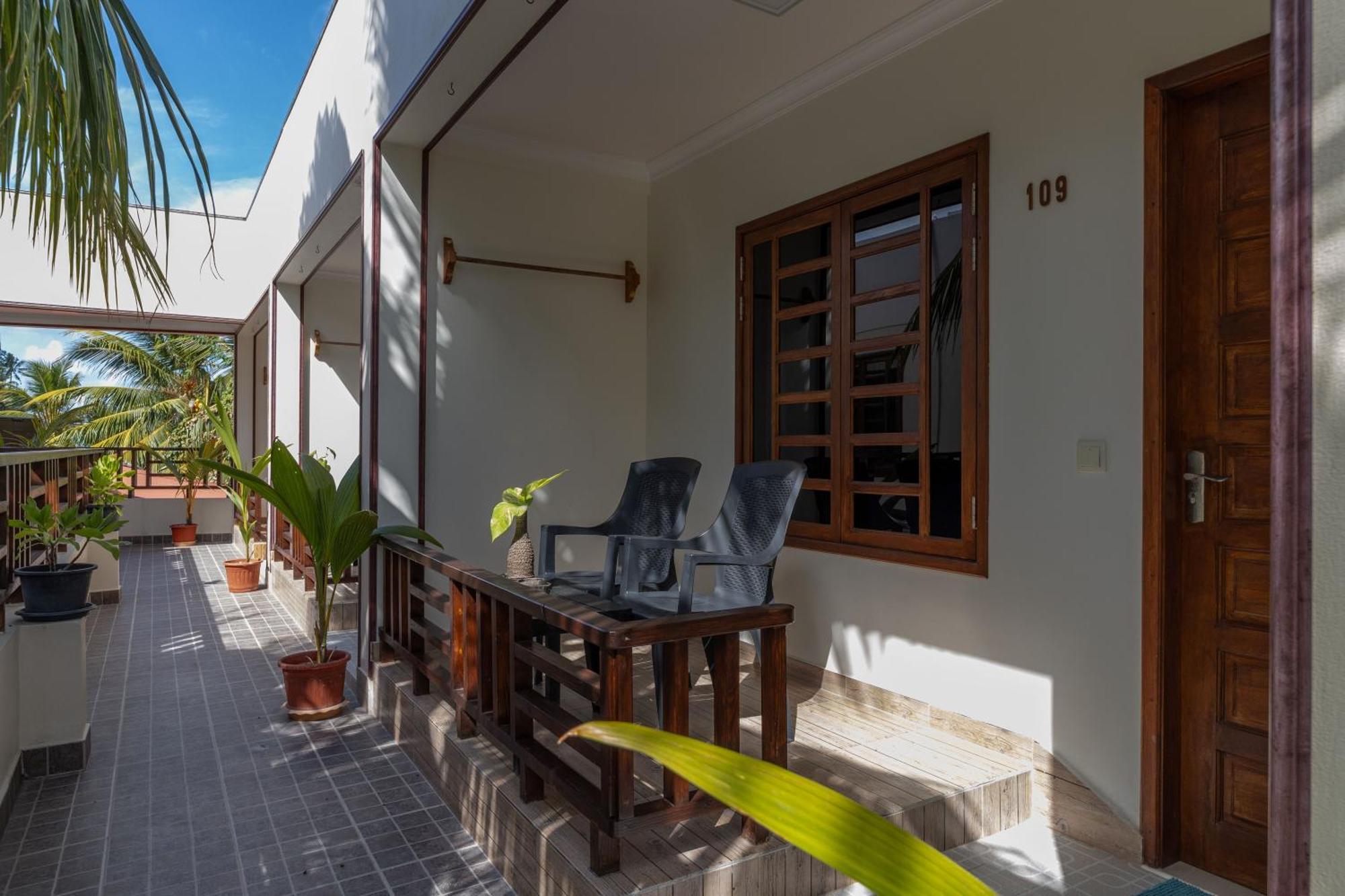 Kamadhoo Inn Eksteriør bilde